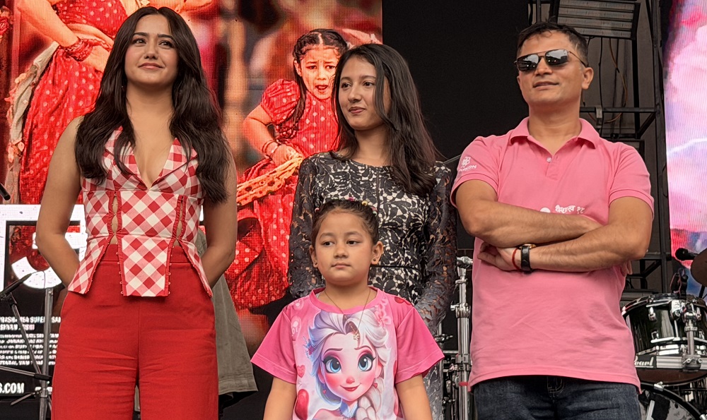 Lalibazar Cast and Screw